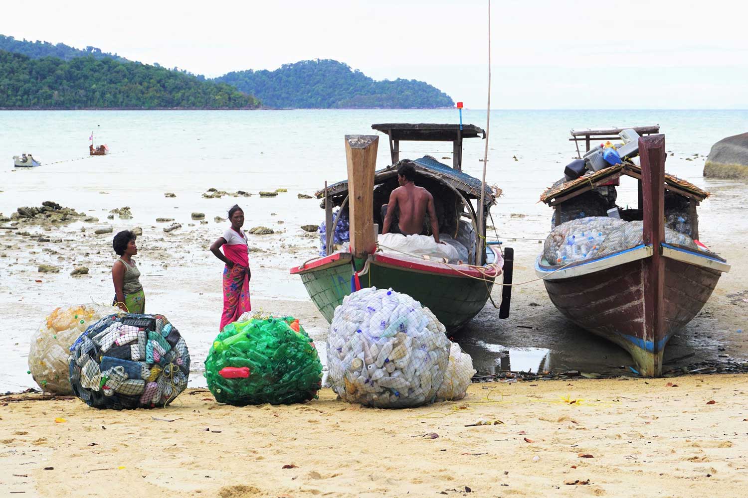 Moken Against Marine Debris Moken Against Marine Debris